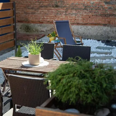 Ferienwohnung Garden Oasis Zagreb Exterior foto